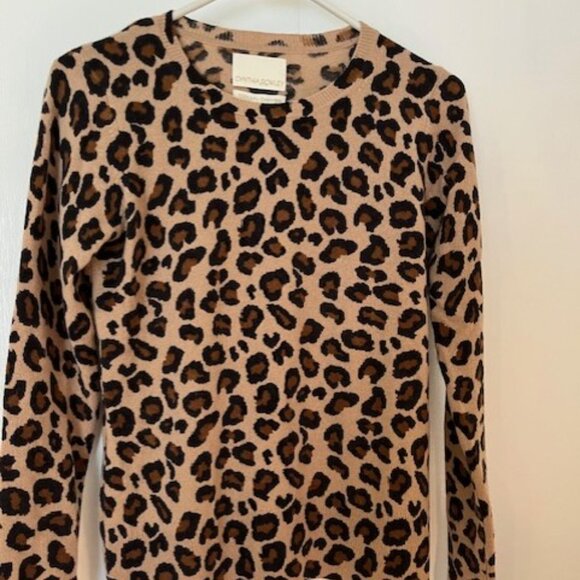 Cashmere sweaters and one holiday sweater - Picture 10 of 15